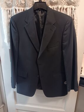 Classic Black Single-Breasted Men's Suit Jacket